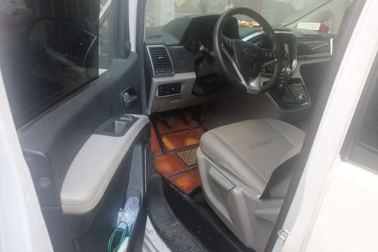 Used JAC M4 2018 1.5T Manual Hybrid Luxury Smart Version Driver Seat