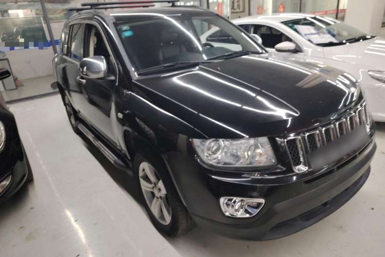 Used Jeep Compass 2013 2.0L two-wheel drive sport version