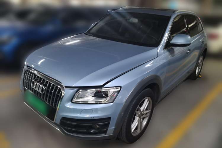 Used Audi Q5 2018 Collector's Edition 40 TFSI Technology Model