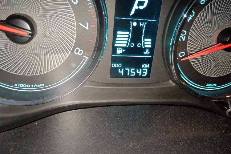 Used Chevrolet Lova RV 2016 1.5L Automatic Comfort Edition
