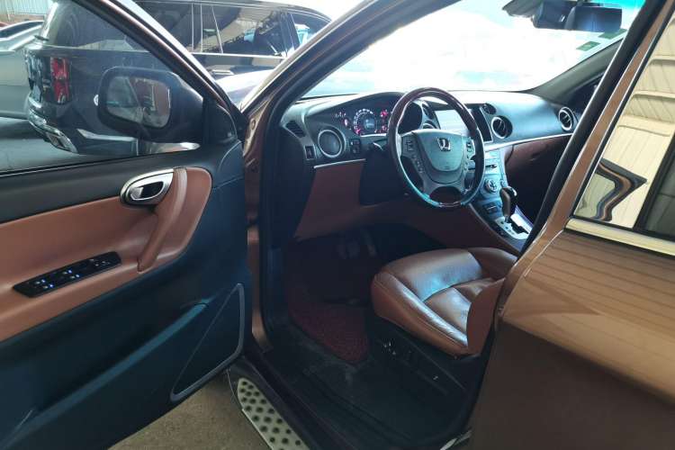 Used Luxgen Great 7 SUV 2014 2.2T Two-Wheel-Drive Smart Version
