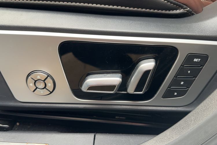 Used Wey VV6 2021 2.0T All-Wheel Drive Zhiyu+
