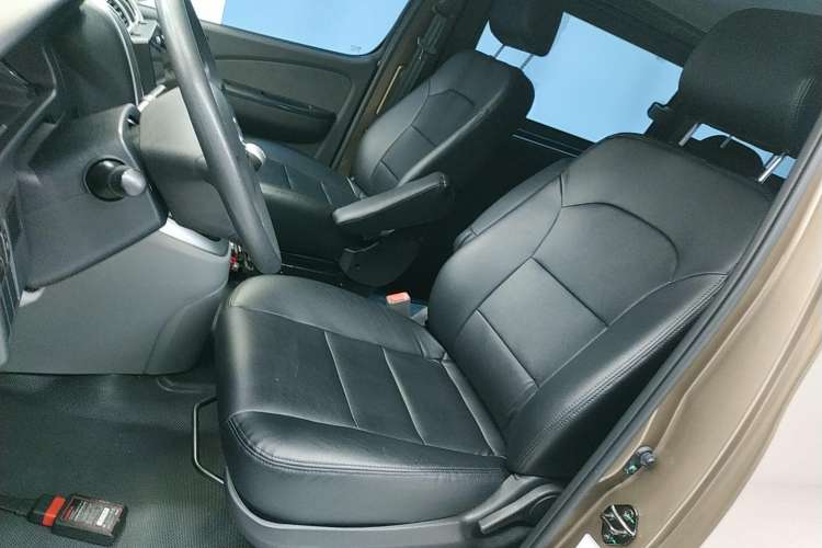 Used Foton Scenic G5 2021 2.0L Gasoline Commercial Version 6-Seater Multi-Purpose Passenger Vehicle 1TZS