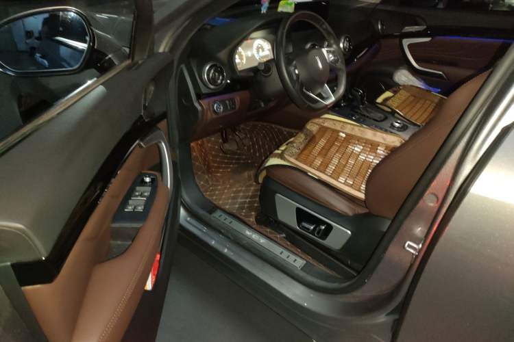 Used Wey VV7 2017 2.0T Ultra-Luxury Version