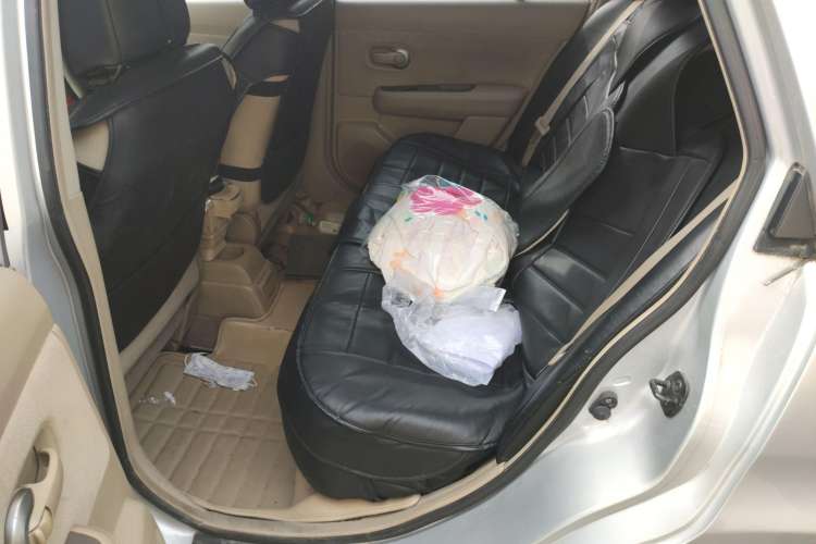 Used Nissan Tiida Sedan 2008 1.6L Manual Fashion Edition