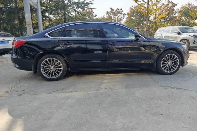 Used Zotye Z700 2016 1.8T DCT Luxury Model
