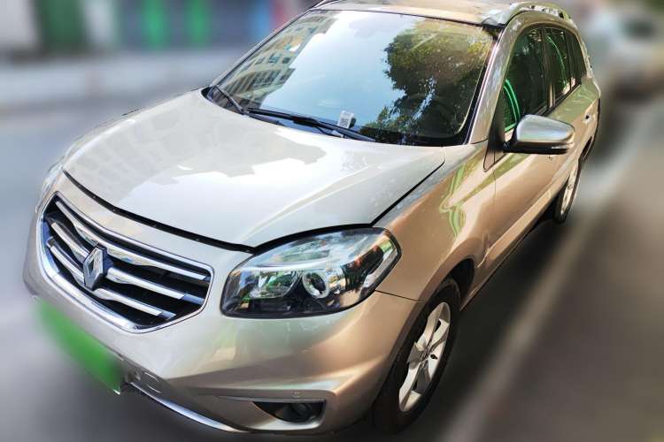 Used Renault Koleos 2012 2.5L 4x4 Comfort Edition with Navigation