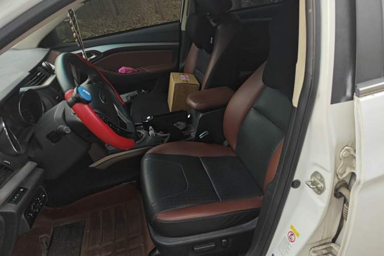 Used BYD G5 2014 1.5TI Manual Flagship Edition
