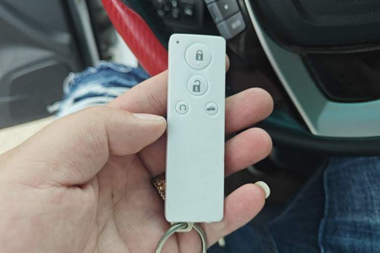 Used BYD G5 2014 1.5TI Manual Flagship Edition
