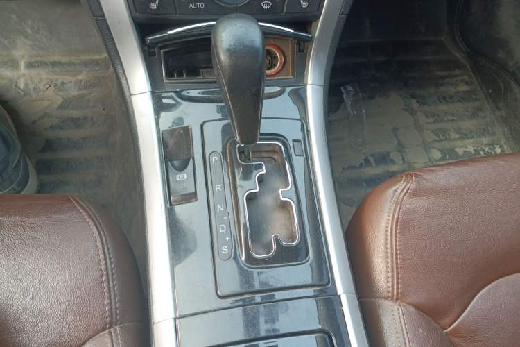 Used Bestune B90 2014 1.8T Automatic Luxury Model