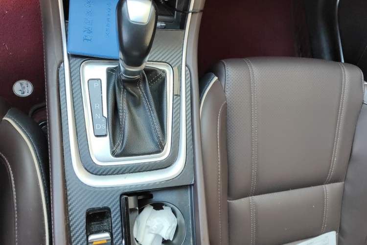 Used CHANGAN Raeton CC 2018 1.5T Automatic Haoya Model China V Standard
