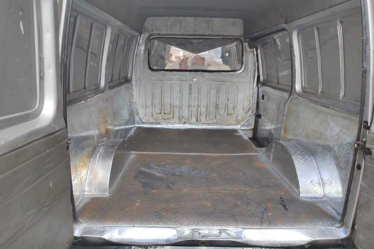 Used Ford Classic Transit 2015 2.8T Diesel Van Short Wheelbase 3-Seater Mid-Roof Short Body – JX493ZLQ4
