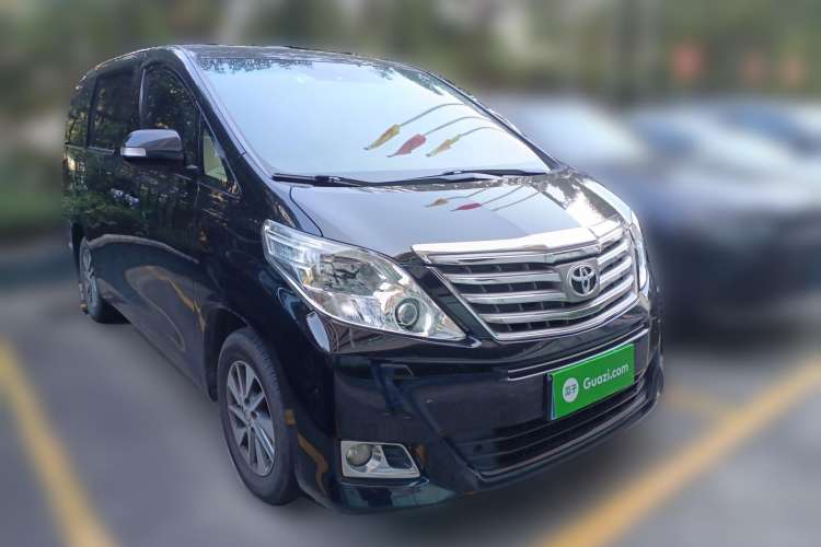 Used Toyota Alphard 2012 3.5L Luxury Edition

