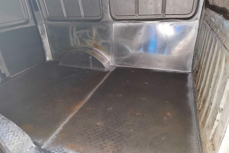 Used Ford Classic Transit 2015 2.8T Diesel Van Short Wheelbase 3-Seater Mid-Roof Short Body – JX493ZLQ4
