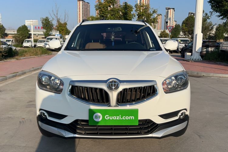 Used Brilliance V5 2016 1.5T Automatic Two-Wheel Drive Smart Version
