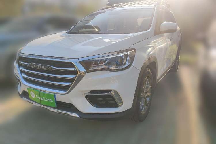 Used JETOUR X90 2019 1.5T Manual Enjoyment Model 6 Seats China V Emission Standard
