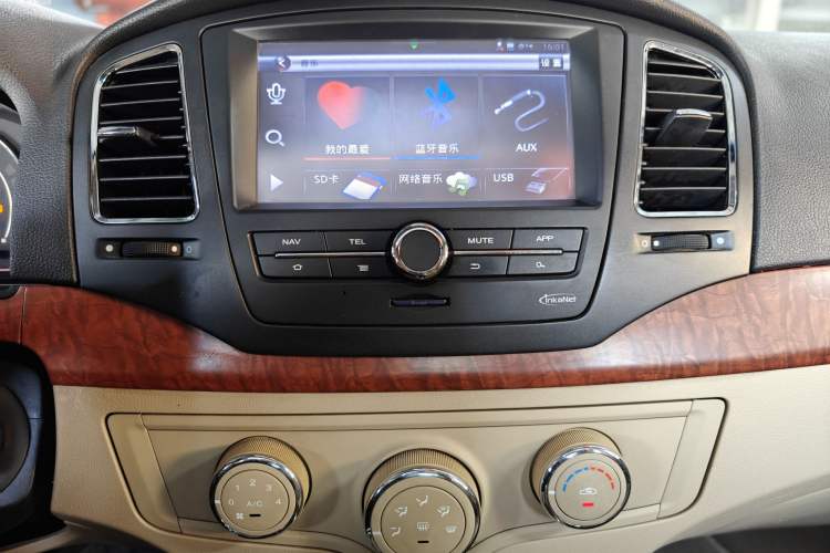 Used Roewe 350 2012 1.5L Automatic Smart Value Edition
