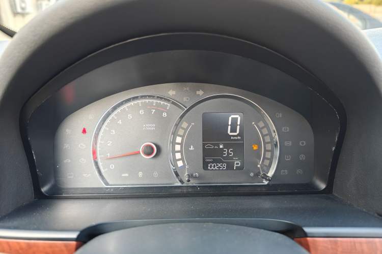 Used Roewe 350 2012 1.5L Automatic Smart Value Edition
