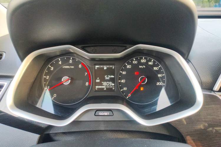 Used Baojun 310 2017 1.5L Manual Fashion Model
