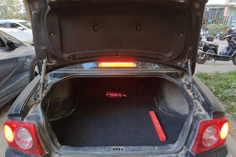 Used Hyundai MoInca 2009 2.0L Manual Luxury Edition GL