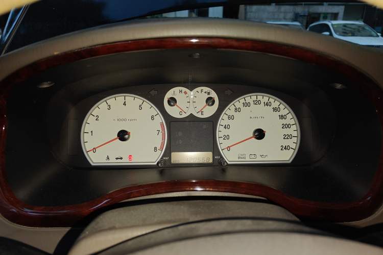 Used Hyundai MoInca 2009 2.0L Manual Luxury Edition GL