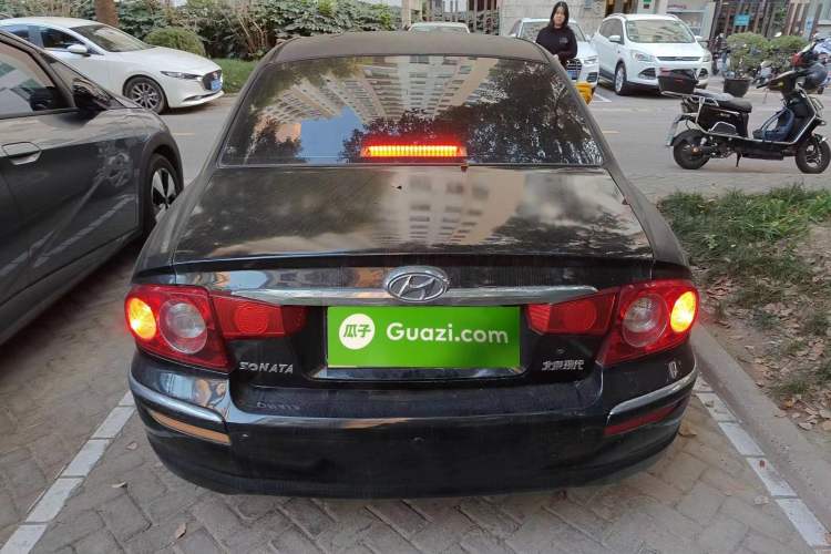 Used Hyundai MoInca 2009 2.0L Manual Luxury Edition GL