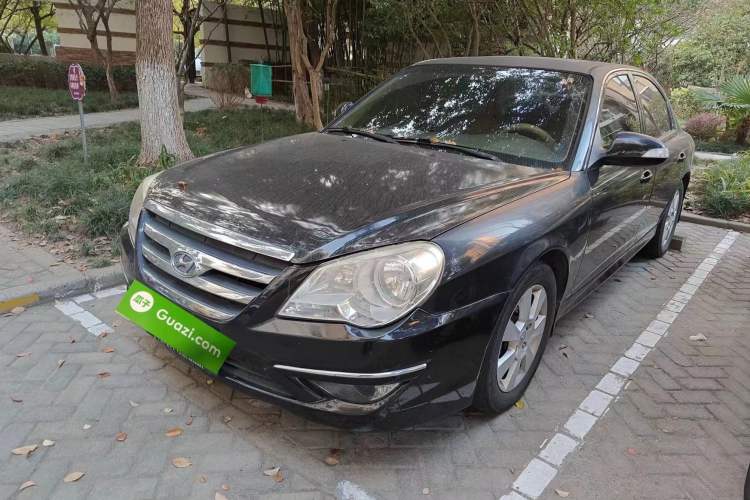 Used Hyundai MoInca 2009 2.0L Manual Luxury Edition GL