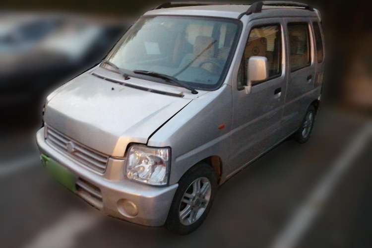 Used Suzuki Wagon R 2013 Venture Edition 1.0L Manual - Practical Model 3