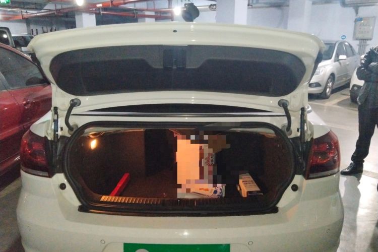 Used Volkswagen Golf 2012 1.4TSI Luxury Convertible Edition
