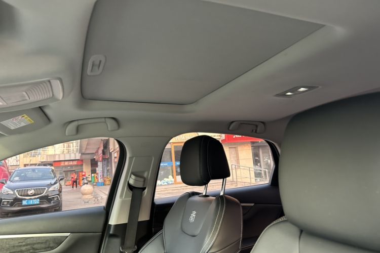 Used BYD Qin Pro New Energy 2018 DM 1.5TI Automatic Smart Connect Elite Model Interior 8