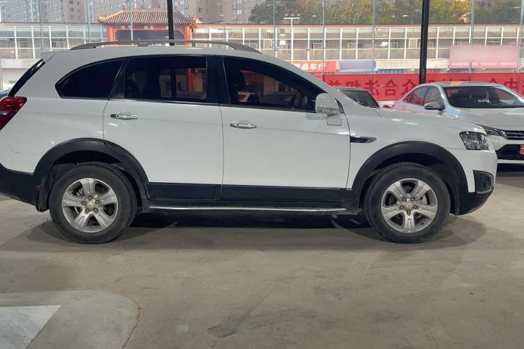 Used Chevrolet Captiva 2017 2.4L Two-Wheel Drive Luxury Edition 7 Seats
