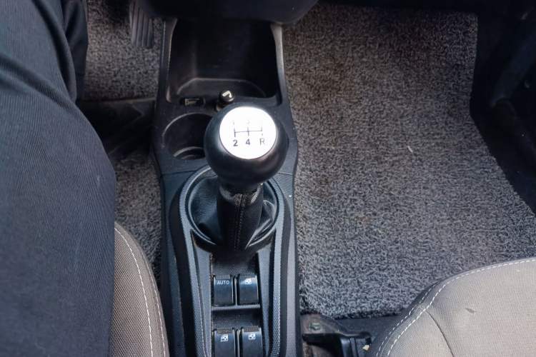 Used CHANGAN Benni mini 2012 1.0L Manual Family Edition China IV Standard