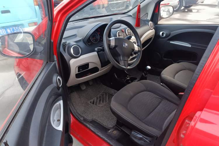 Used CHANGAN Benni mini 2012 1.0L Manual Family Edition China IV Standard