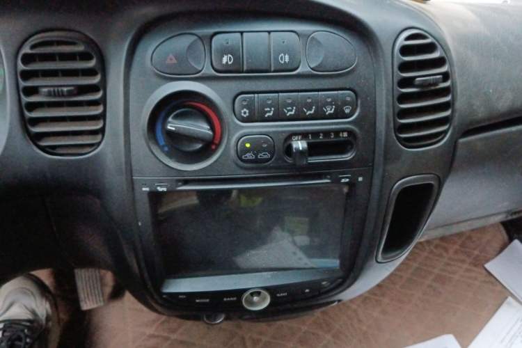 Used JAC Refine 2015 2.0L Shuttle Gasoline Long-Wheelbase Standard Version HFC4GA3-3D Audio And AC Panel