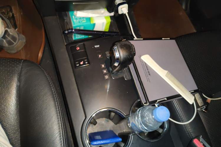 Used Kia Borrego 2008 3.8L Luxury Edition China IV
