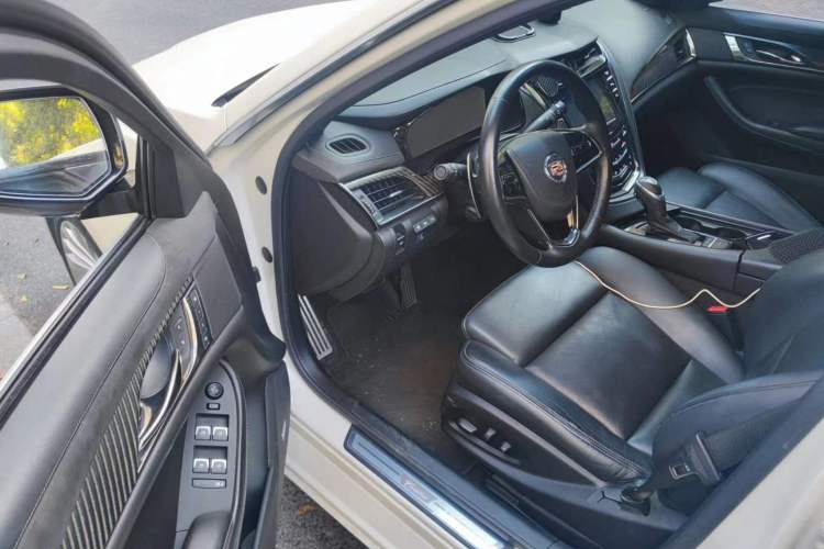 Used Cadillac CTS 2014 28T Leading Model