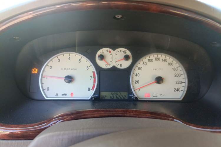 Used Hyundai MoInca 2009 1.8L Manual Luxury Edition GL Instrument Cluster