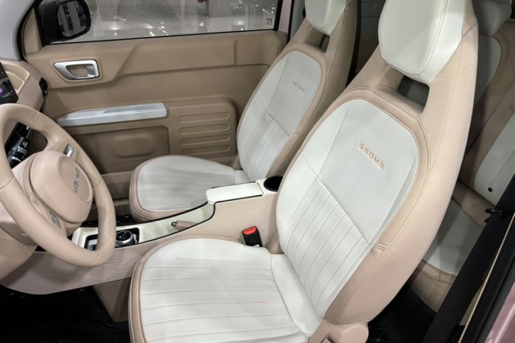 Used Geely Auto Panda Classic 2023 Panda Mini 200km Endurance Bear
