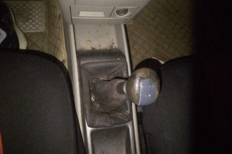 Used Chevrolet Lova 2010 1.4 MT Fengdu Version Gear Lever