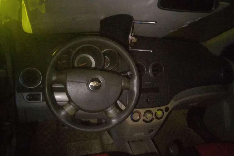 Used Chevrolet Lova 2010 1.4 MT Fengdu Version Center Console