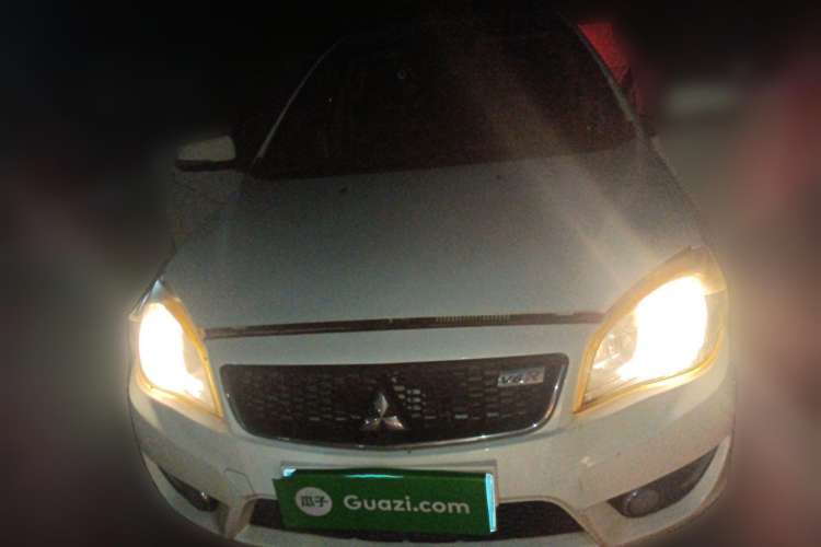 Used Soueast V6 Lingshi 2013 1.5L CVT Luxury Edition
