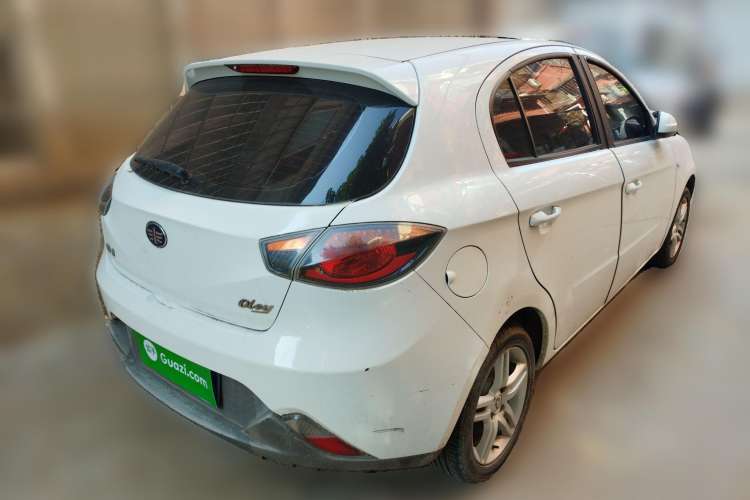 Used Oley Oley 2014 Hatchback 1.5L Manual Comfort Model
