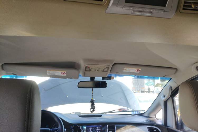 Used JAC Refine M5 2013 2.0T Gasoline Manual Business Edition