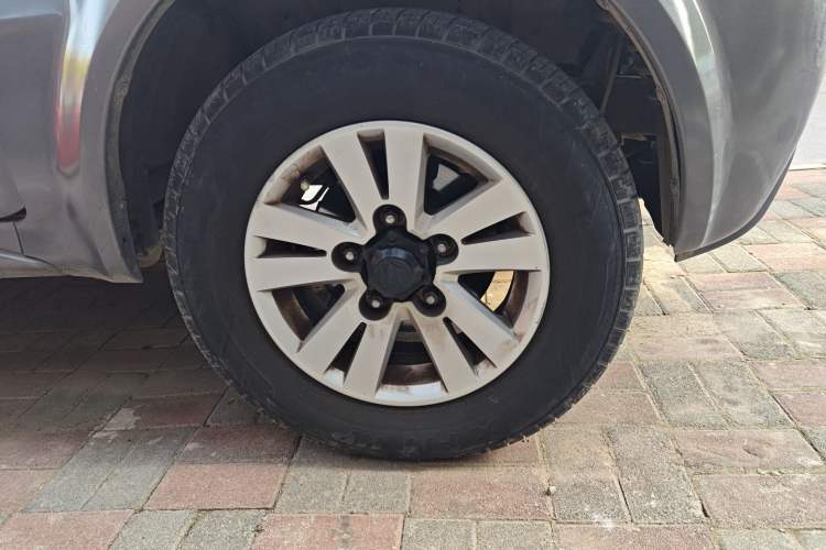 Used Suzuki Jimny 2011 1.3 AT Two-Tone Edition