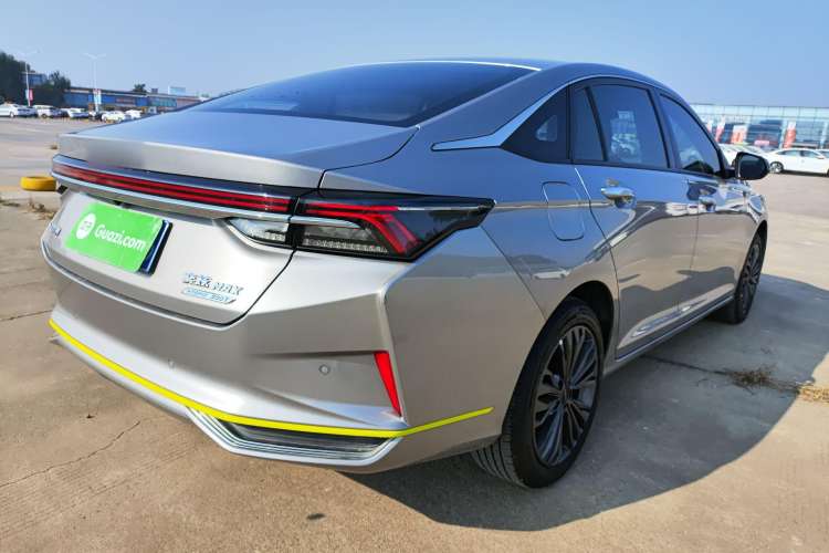 Used Dongfeng Aeolus Yixuan MAX 2021 Super-Efficient Dad Hybrid Edition
