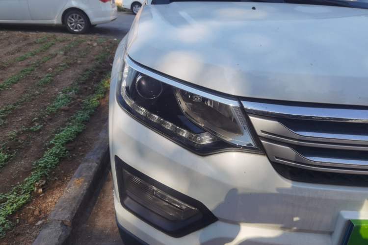 Used Oshan CX70 2016 1.6L Manual Luxury Model