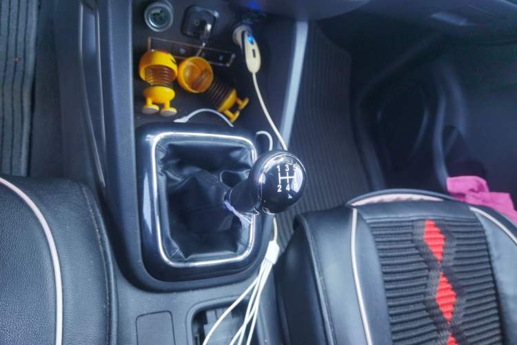 Used Oshan CX70 2016 1.6L Manual Luxury Model