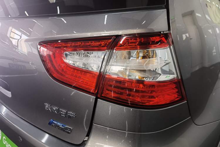 Used Nissan Livina 2015 1.6XE CVT Comfort Edition Right Rear Taillight