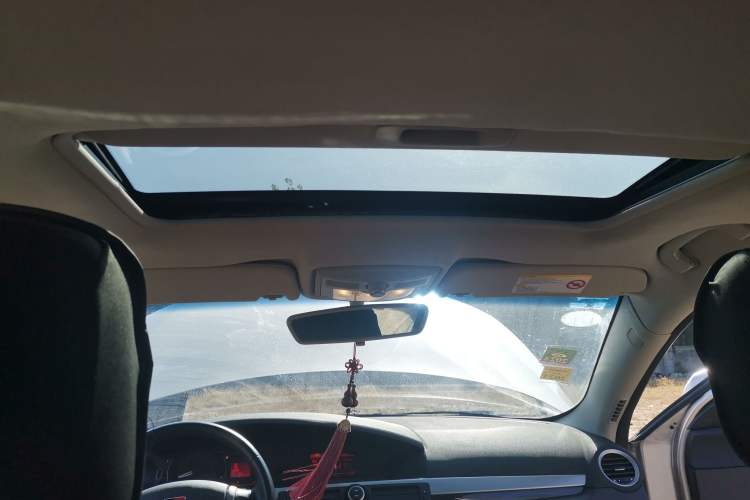 Used Roewe 550 2012 550 1.8L Automatic Value Edition