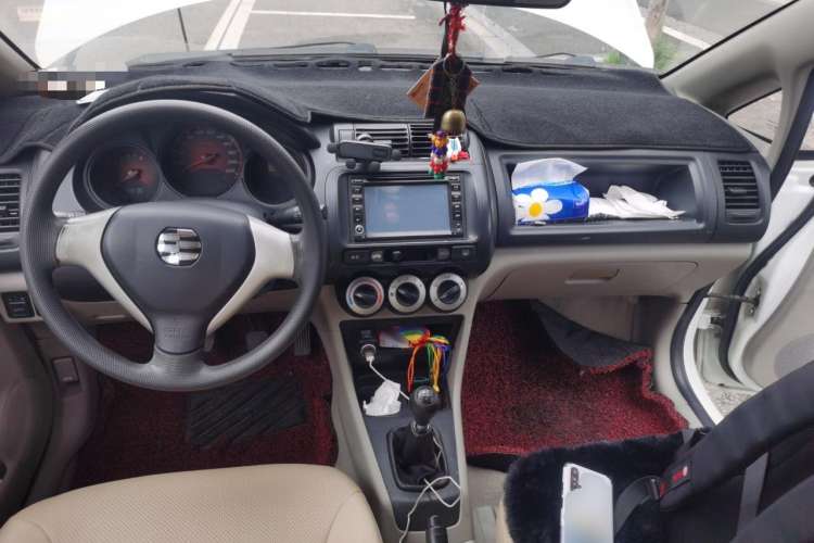 Used Everus S1 2011 1.3L Manual Comfort Edition
